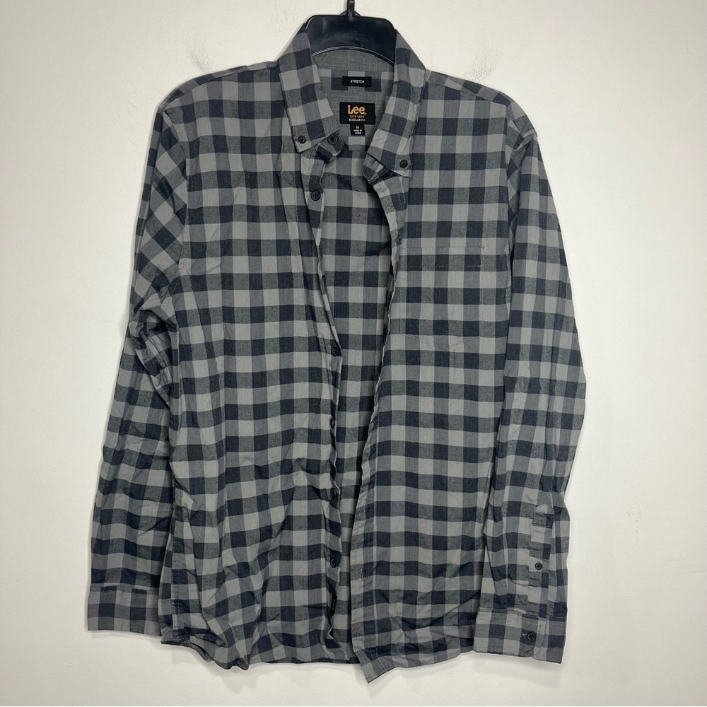 Lee black & gray‎ checkered button down shirt size medium
